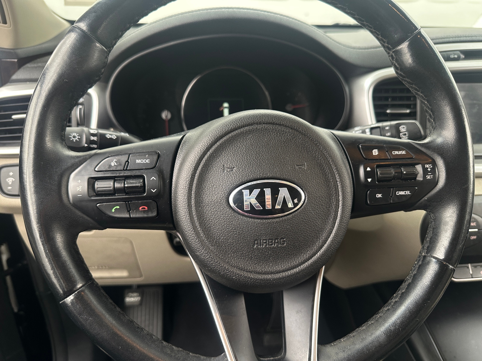 Thumbnail: 2018 Kia Sorento - 5