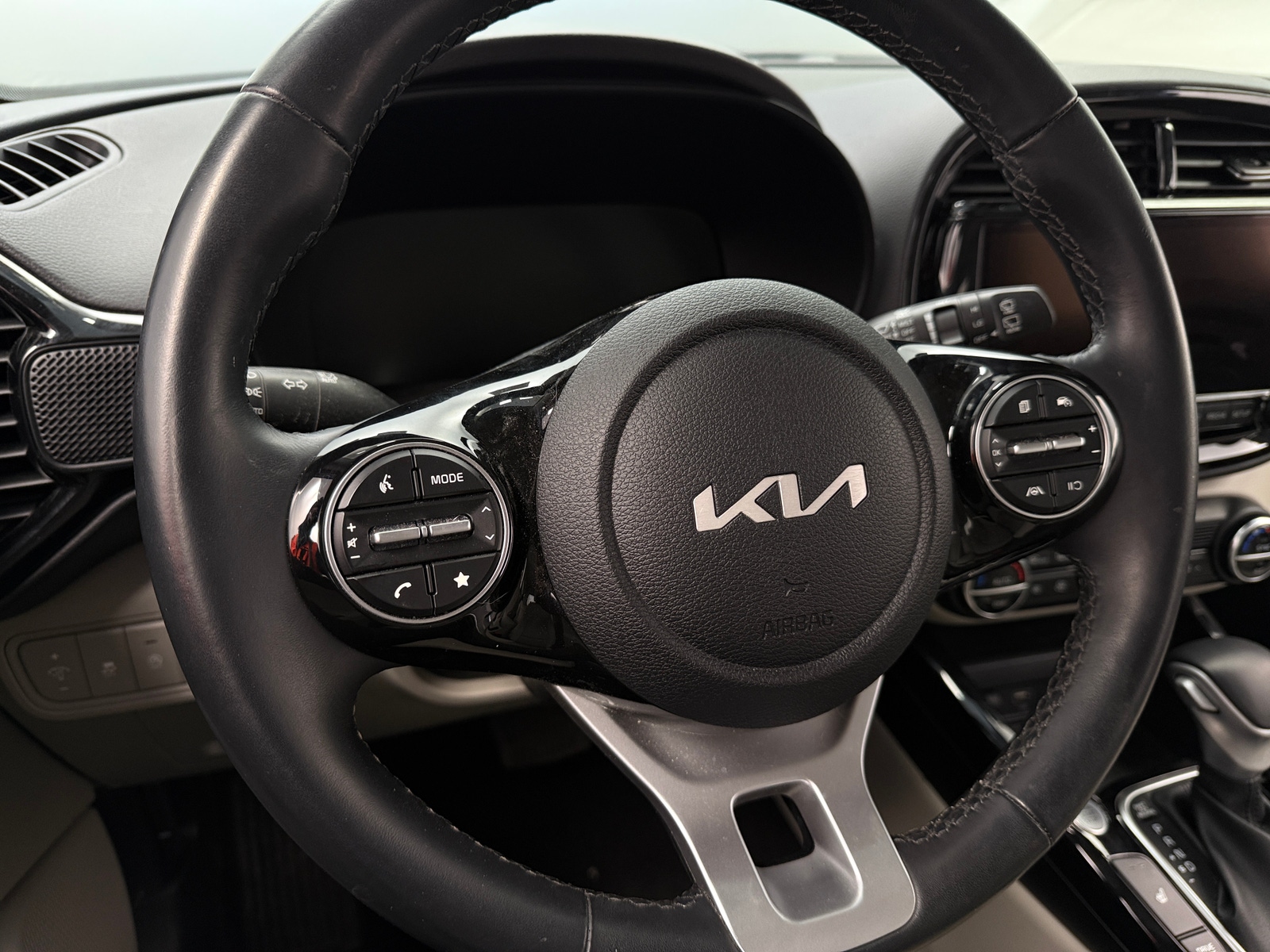 Thumbnail: 2023 Kia Soul - 5