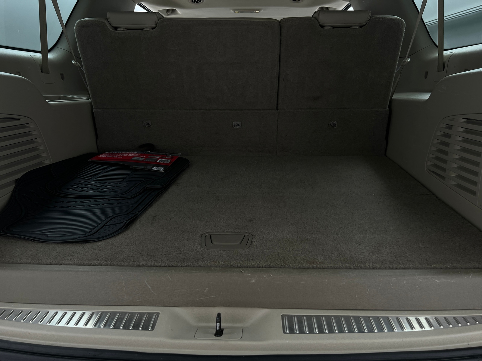 Thumbnail: 2019 GMC Yukon XL - 6