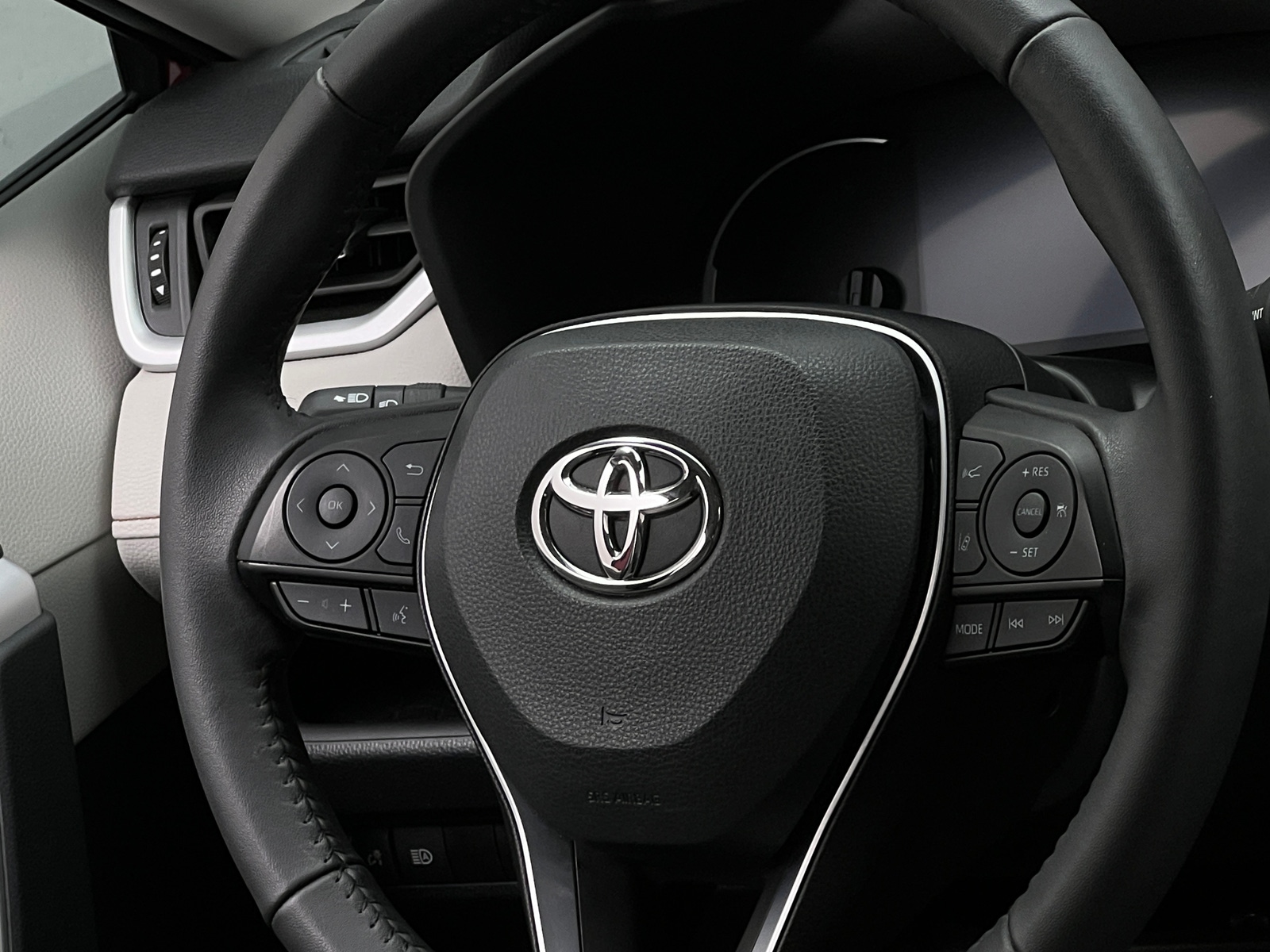 Thumbnail: 2023 Toyota RAV4 - 4