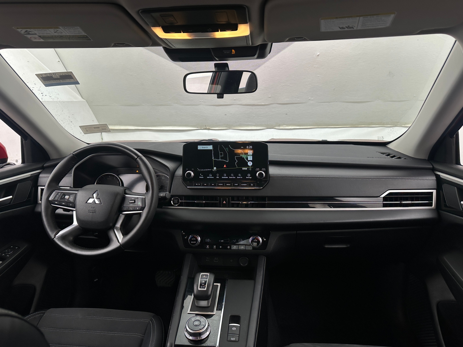 Thumbnail: 2024 Mitsubishi Outlander - 2