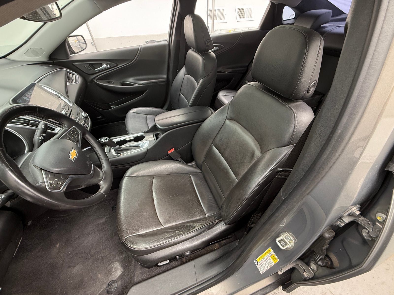 Thumbnail: 2017 Chevrolet Malibu - 2