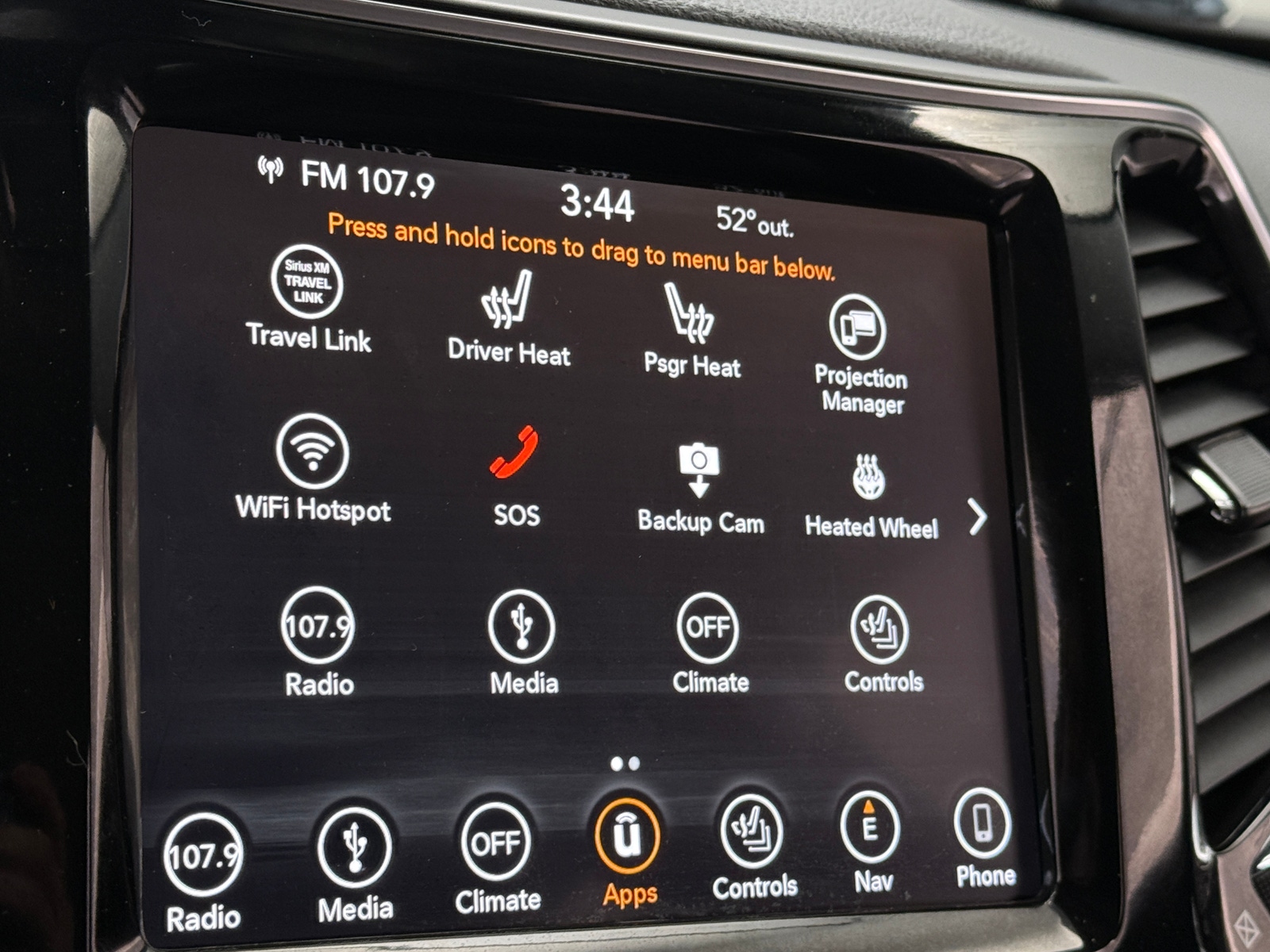 Thumbnail: 2019 Jeep Cherokee - 3