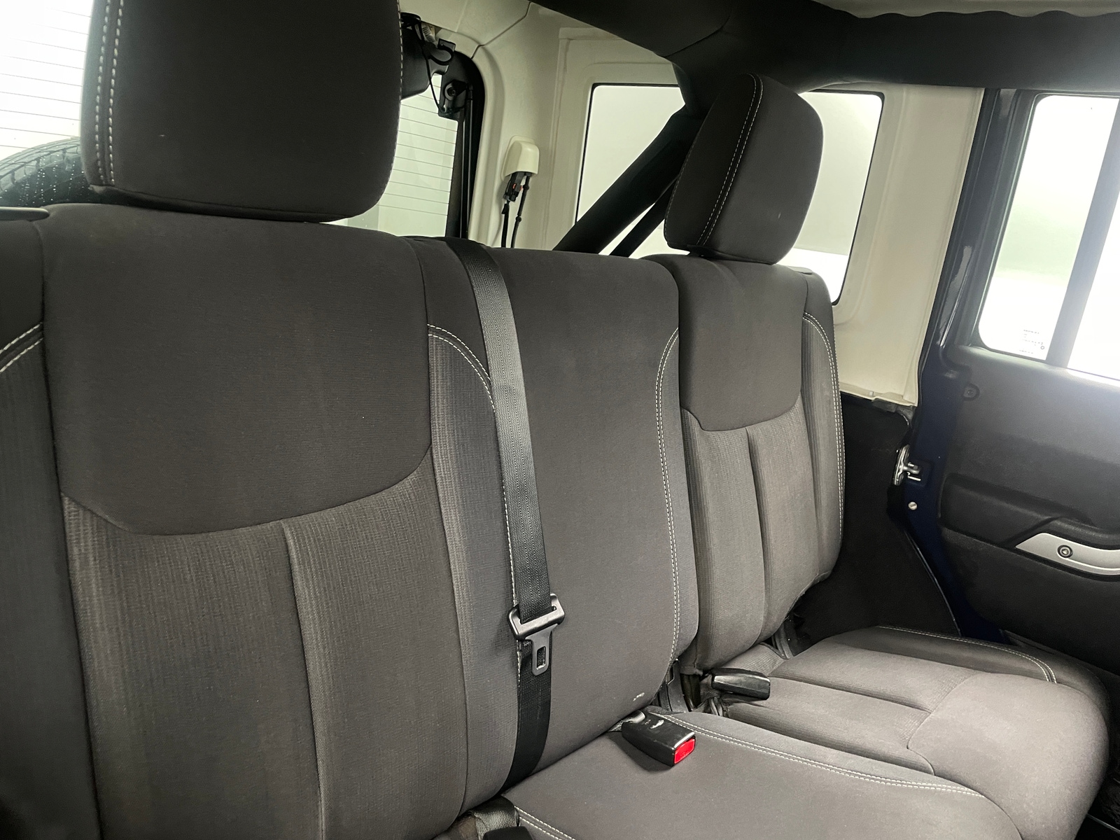 Thumbnail: 2013 Jeep Wrangler - 6