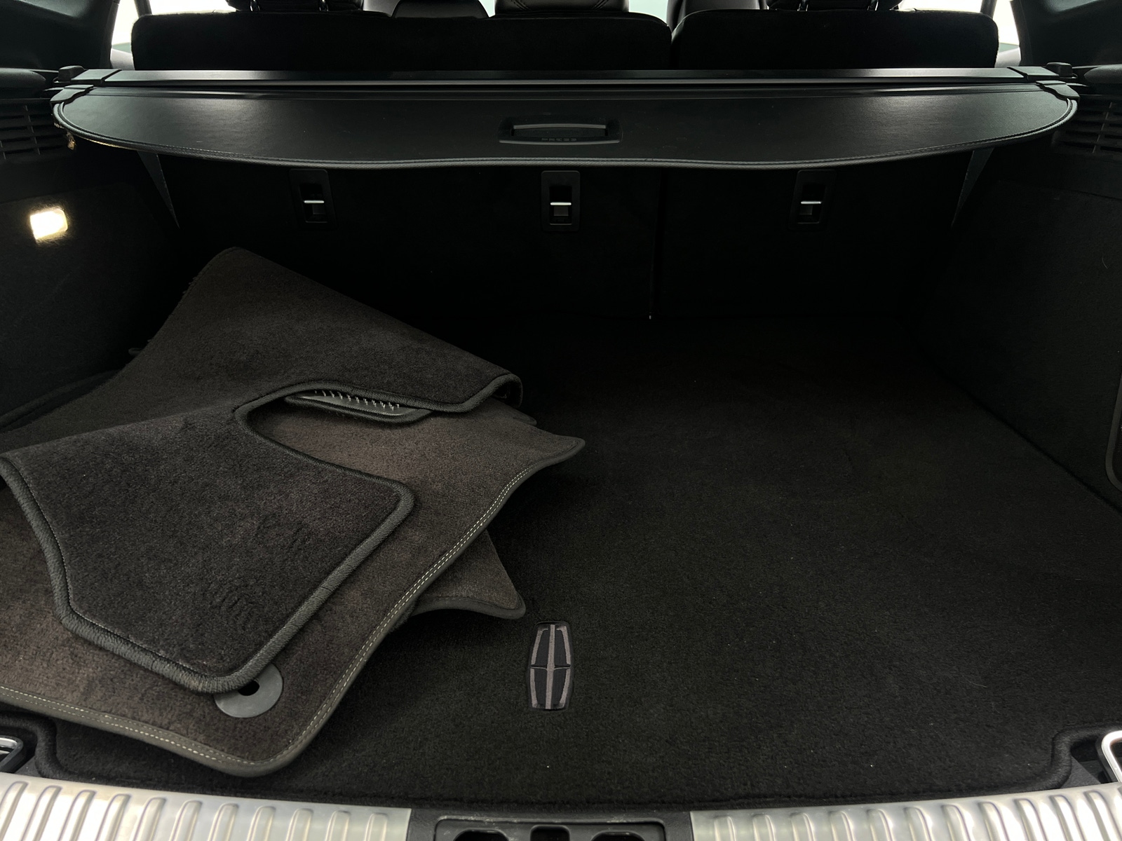 Thumbnail: 2017 Lincoln MKX - 6