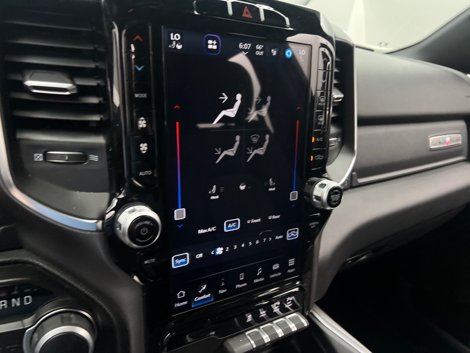 Thumbnail: 2024 RAM 1500 - 4