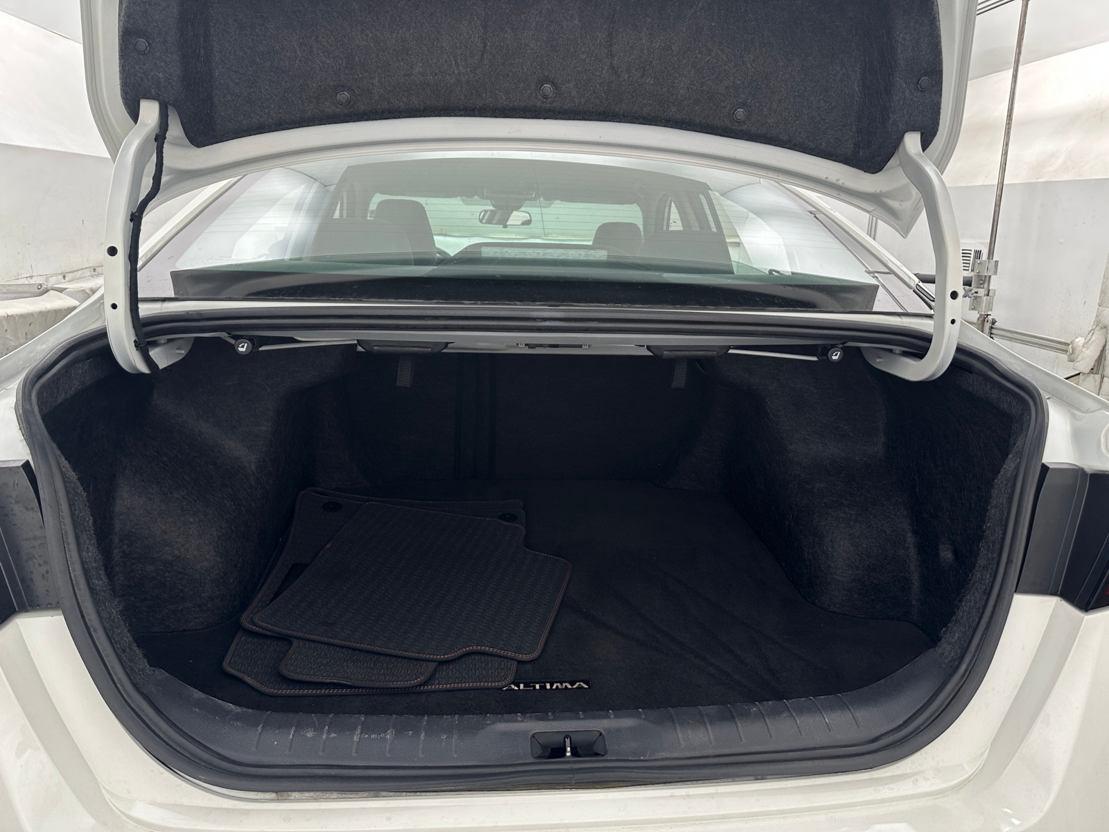 Thumbnail: 2023 Nissan Altima - 6