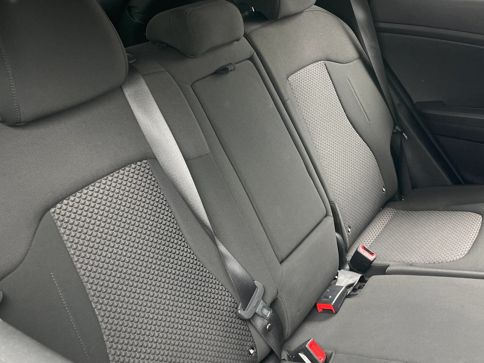 Thumbnail: 2023 Kia Sportage - 6