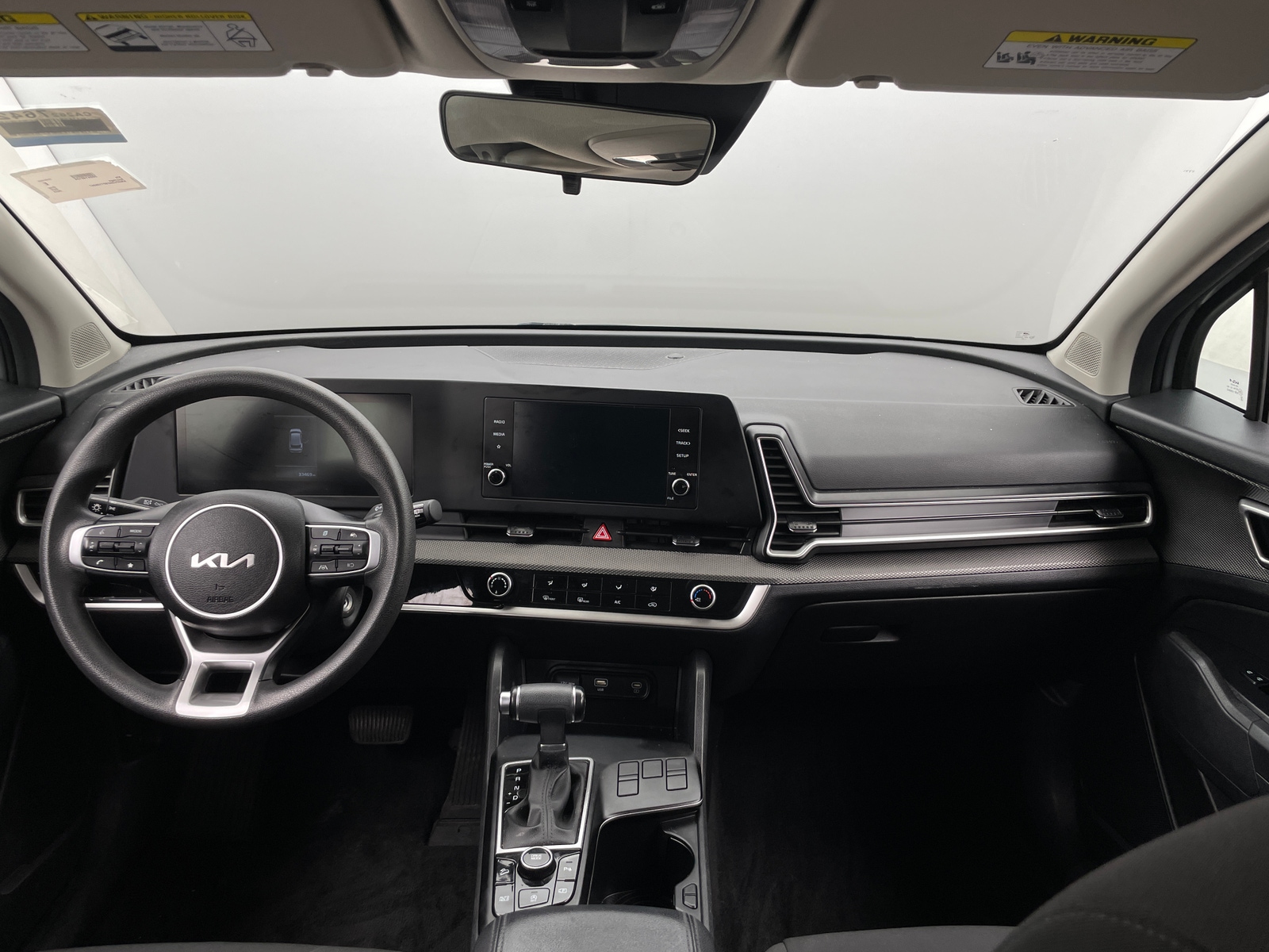 Thumbnail: 2023 Kia Sportage - 3