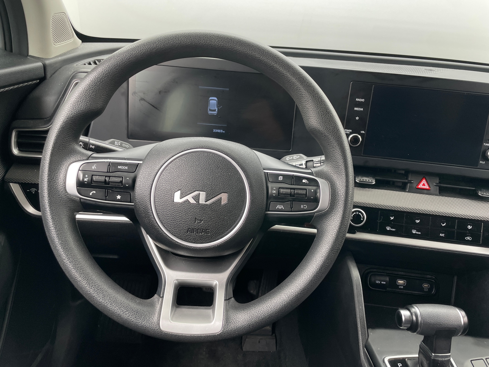 Thumbnail: 2023 Kia Sportage - 5