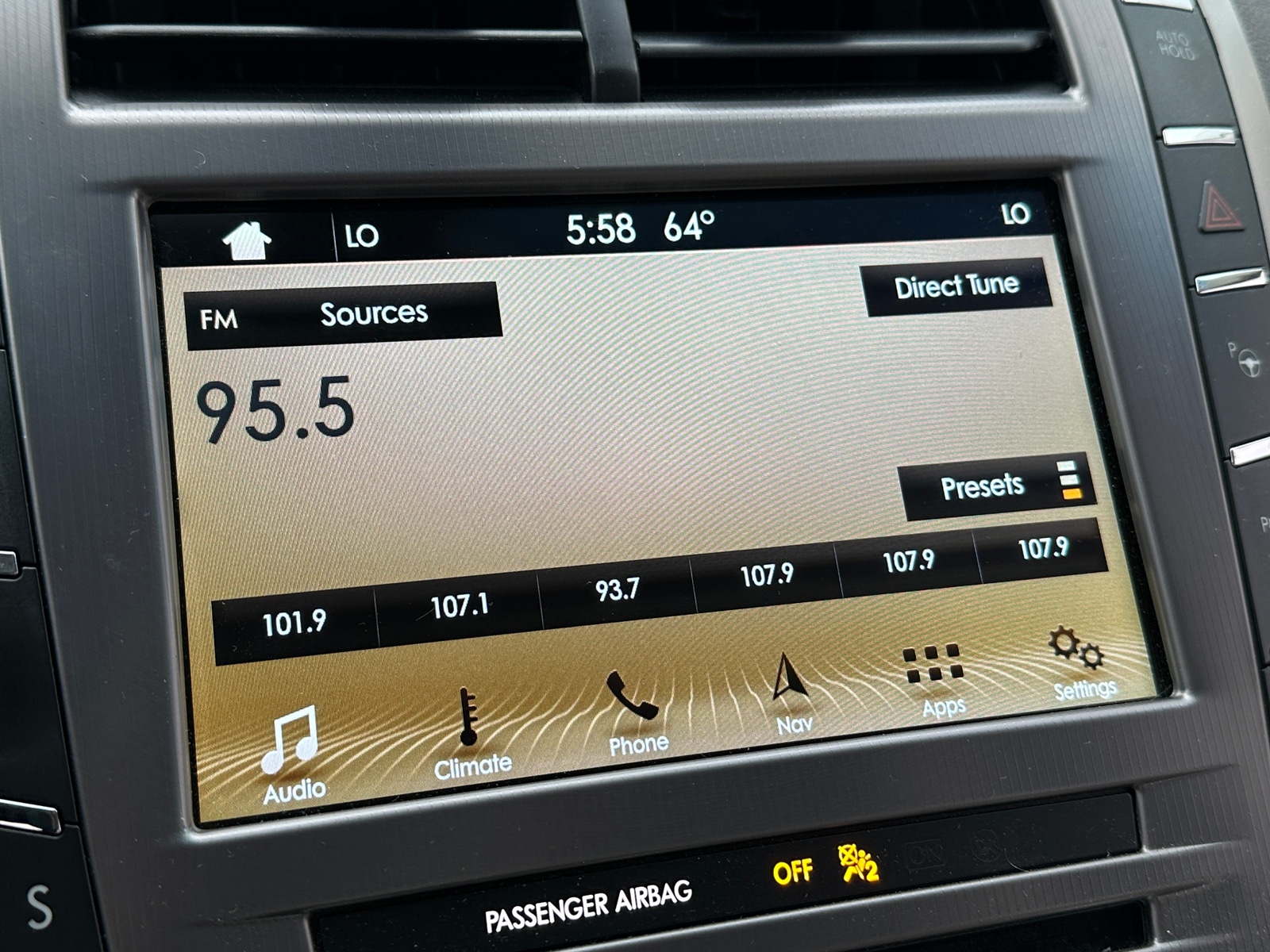 Thumbnail: 2018 Lincoln MKZ - 3