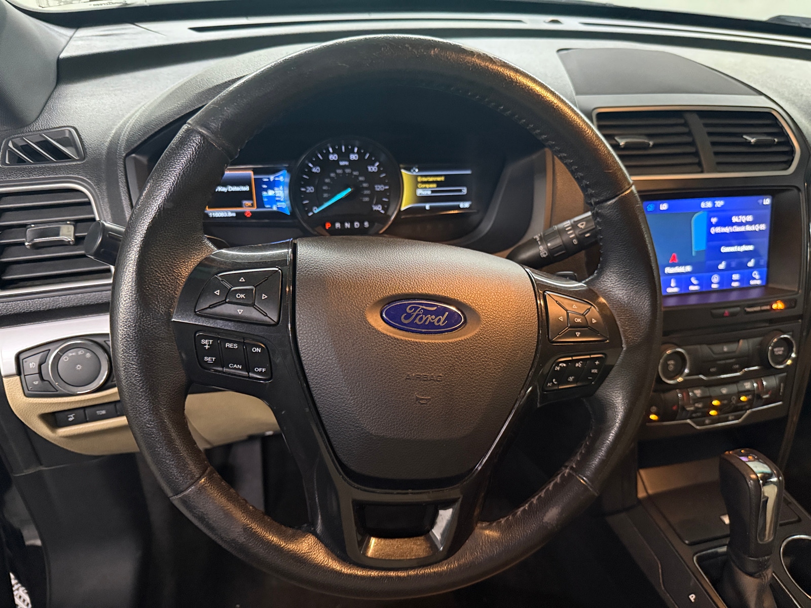 Thumbnail: 2016 Ford Explorer - 4