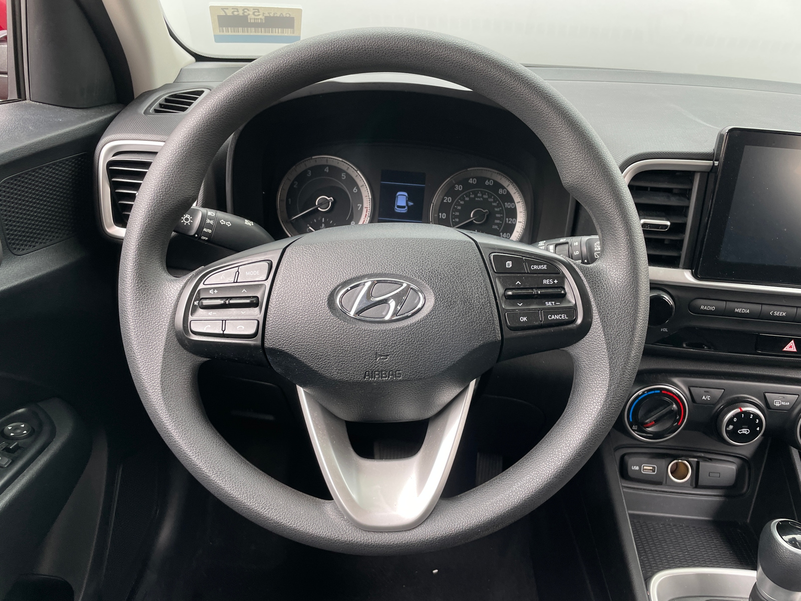 Thumbnail: 2022 Hyundai Venue - 5