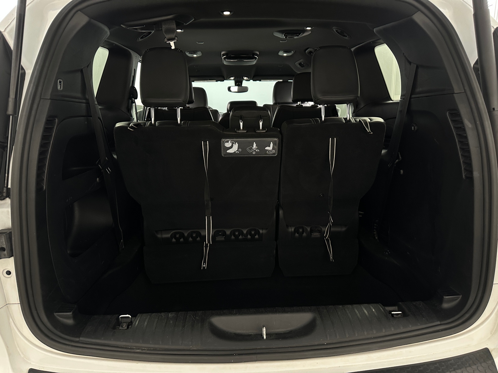 Thumbnail: 2020 Chrysler Pacifica - 6