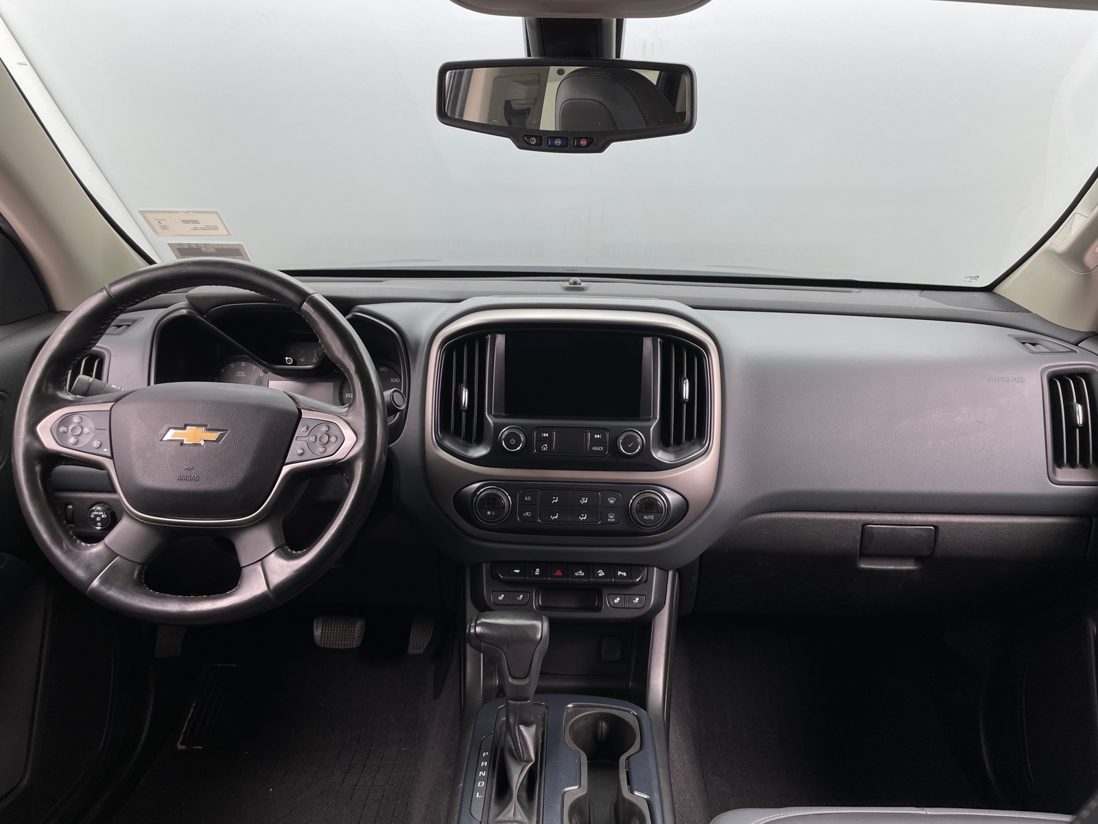 Thumbnail: 2019 Chevrolet Colorado - 3
