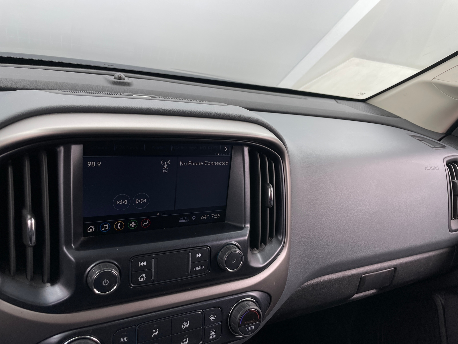 Thumbnail: 2019 Chevrolet Colorado - 4