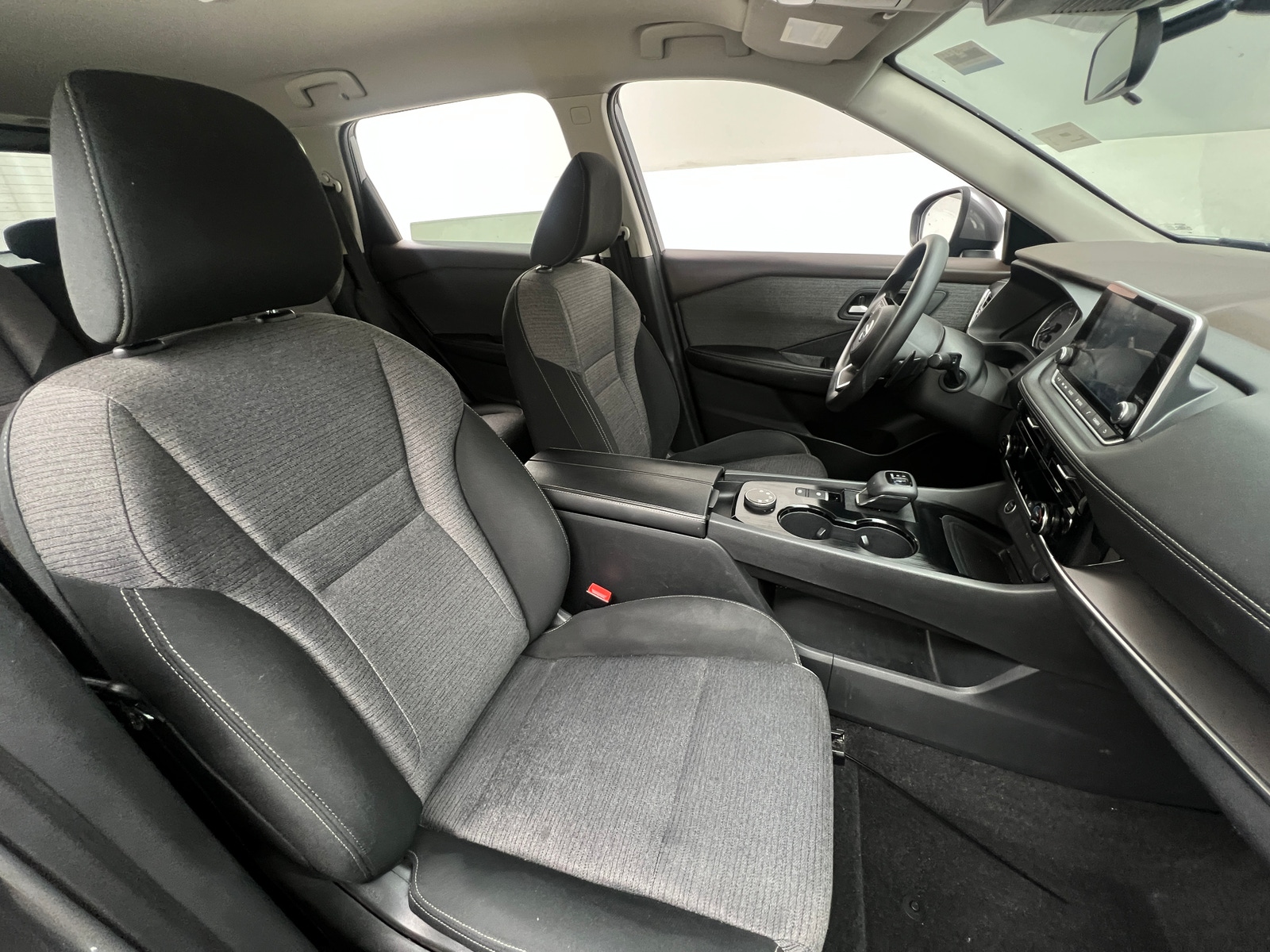 Thumbnail: 2021 Nissan Rogue - 2