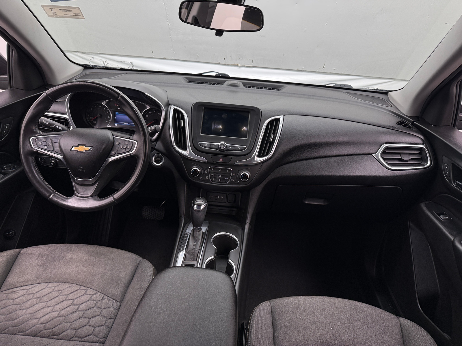 Thumbnail: 2019 Chevrolet Equinox - 3