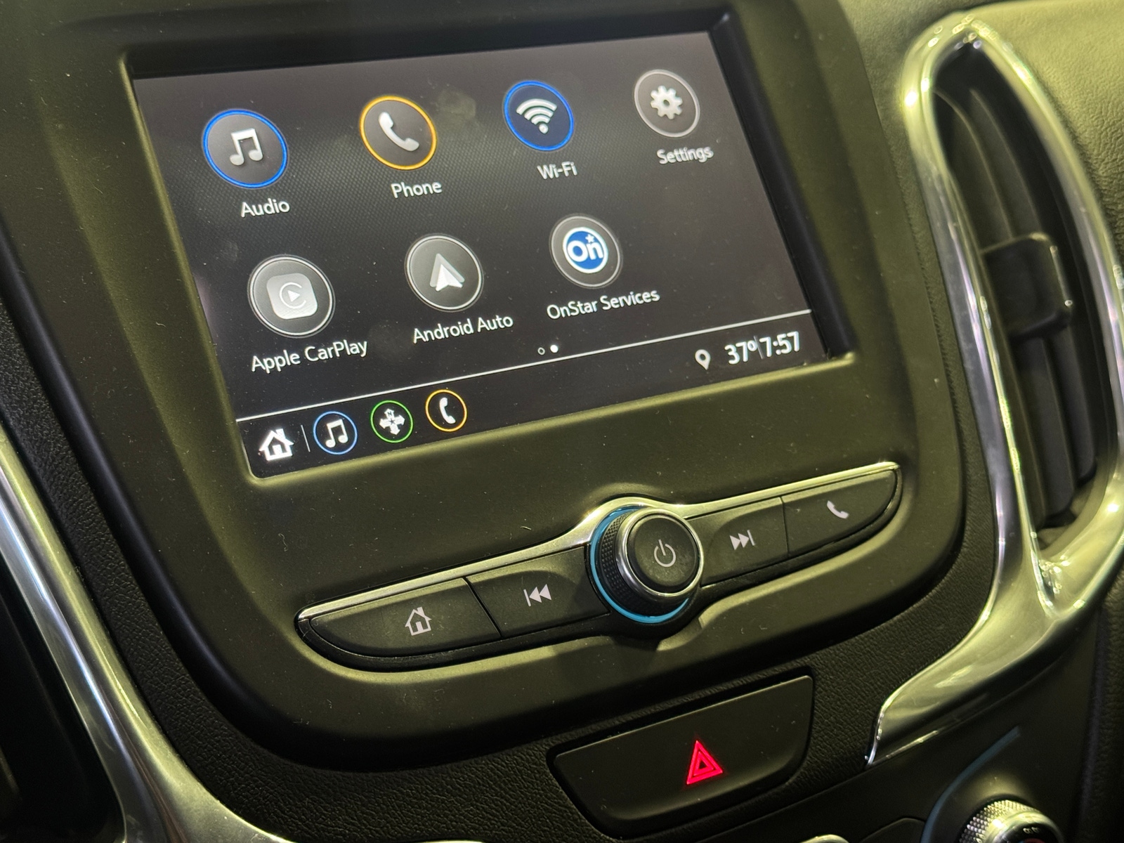 Thumbnail: 2019 Chevrolet Equinox - 4