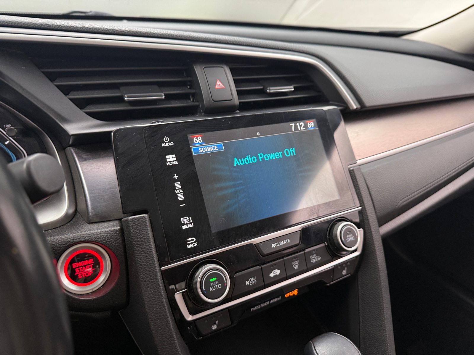 Thumbnail: 2018 Honda Civic - 4