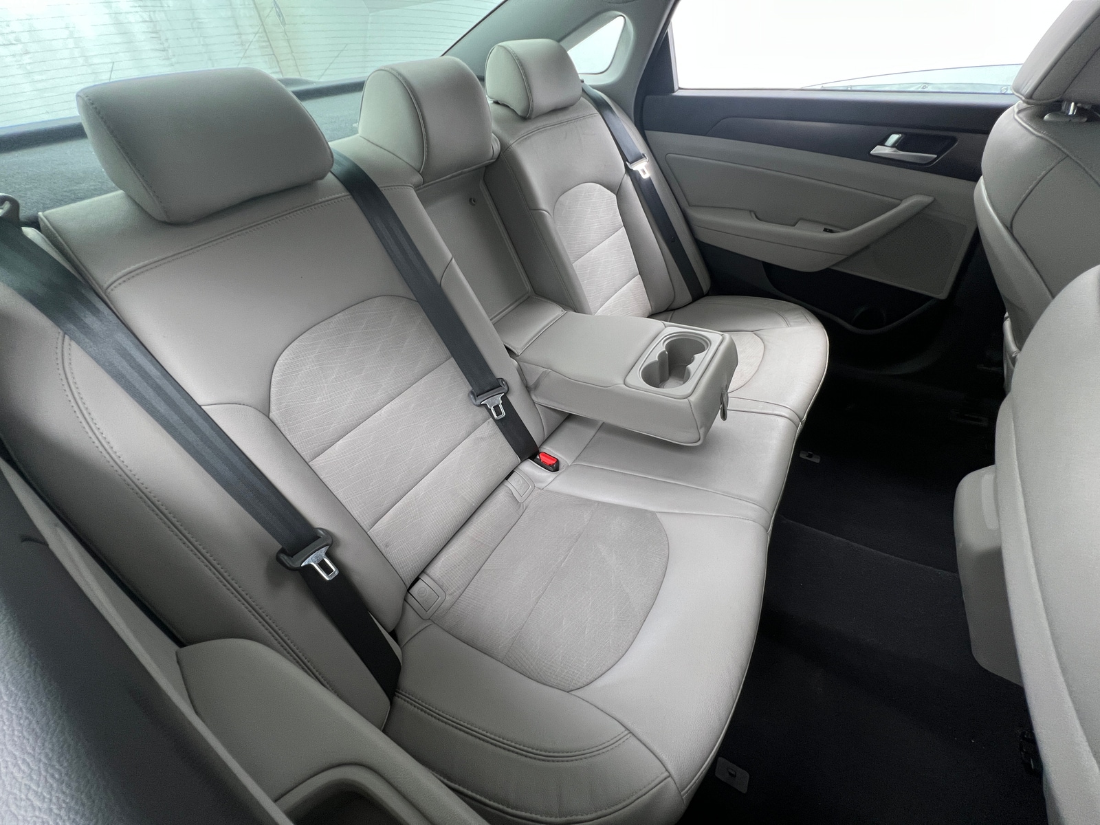 Thumbnail: 2017 Hyundai Sonata - 6