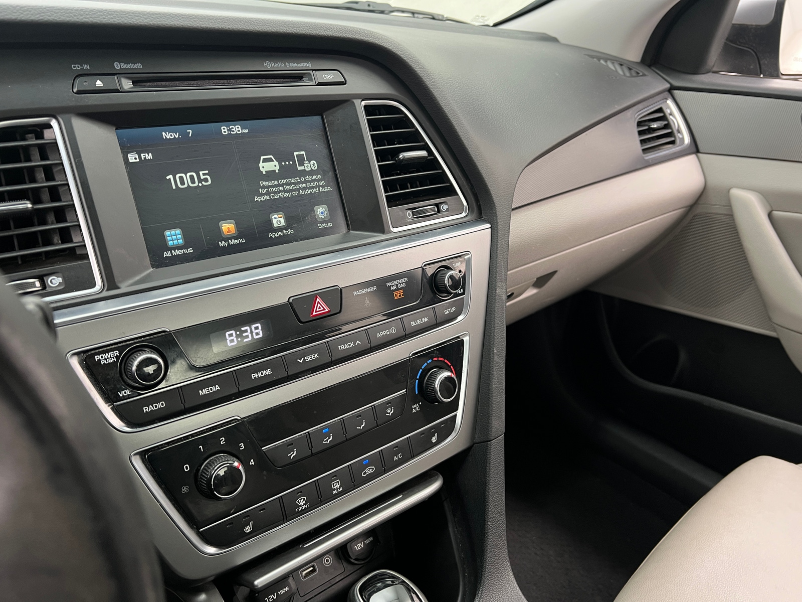 Thumbnail: 2017 Hyundai Sonata - 4