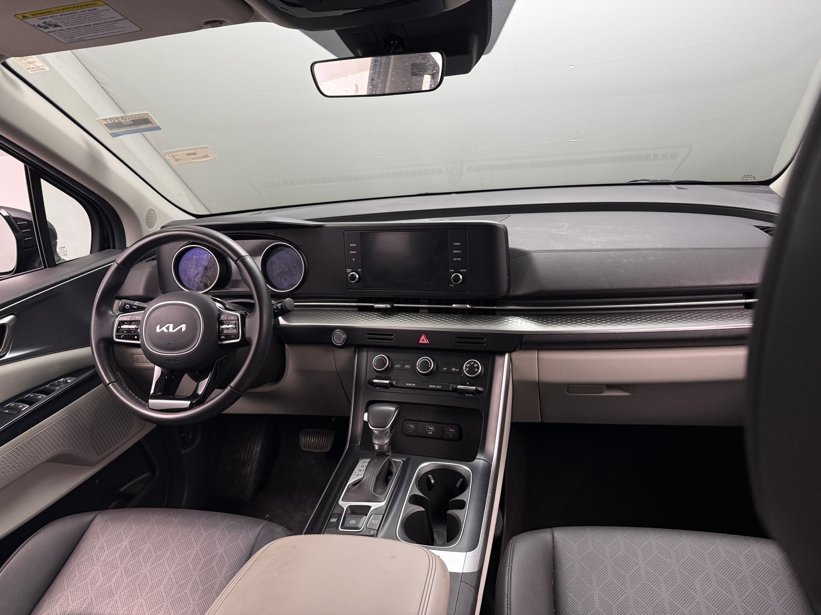 Thumbnail: 2024 Kia Carnival - 2