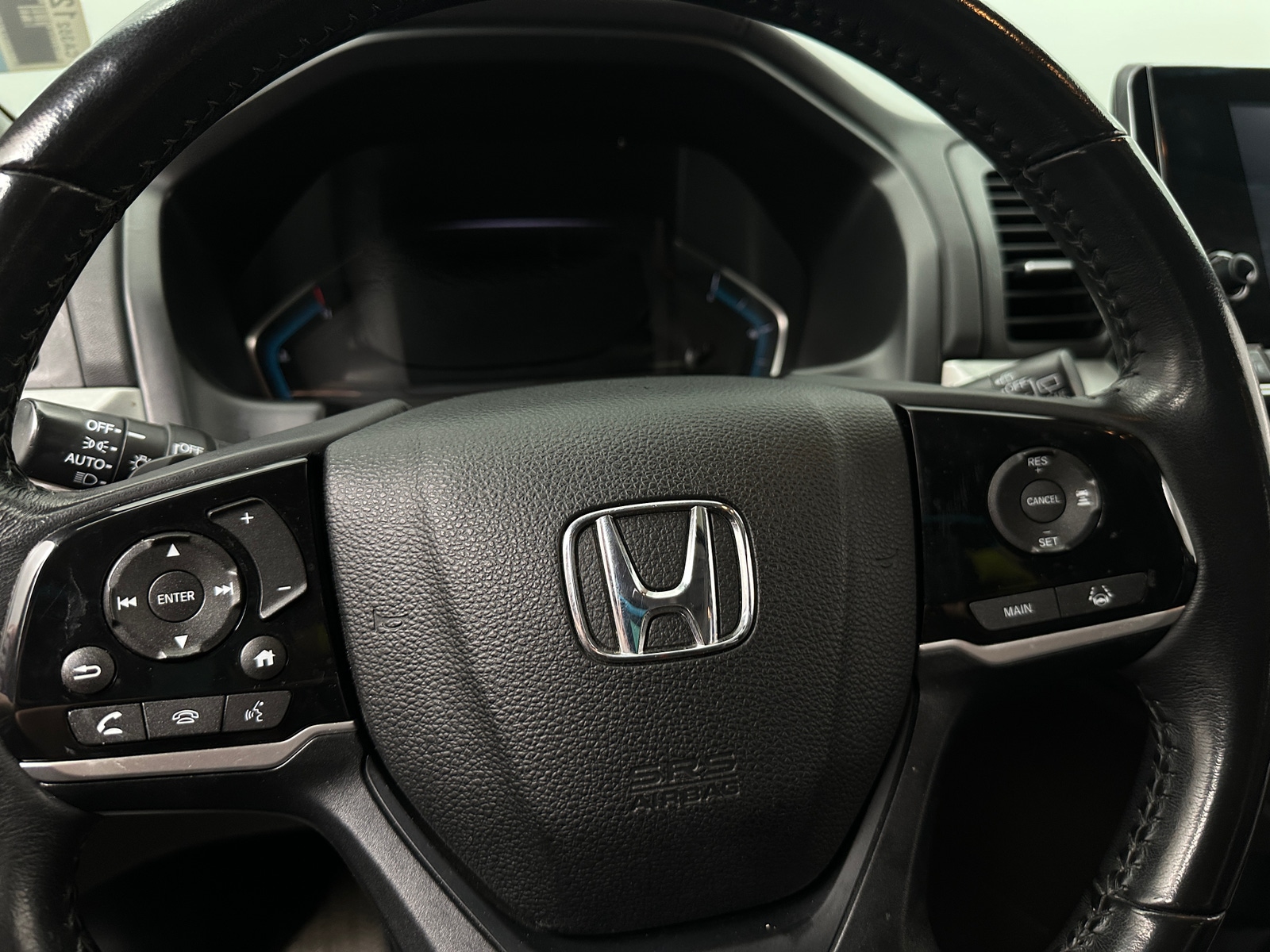 Thumbnail: 2018 Honda Odyssey - 4