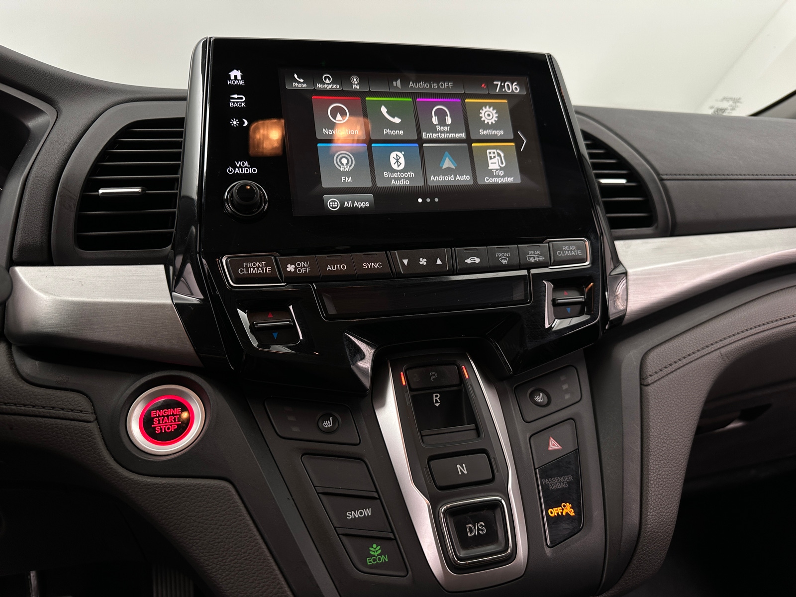 Thumbnail: 2018 Honda Odyssey - 3