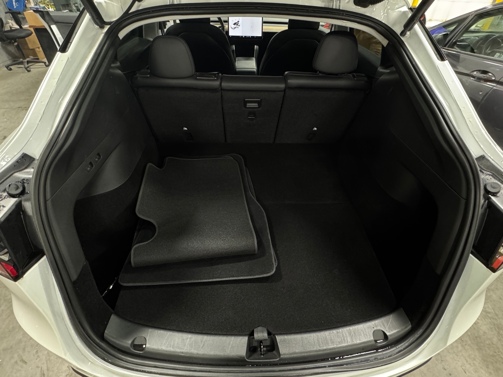 Thumbnail: 2021 Tesla Model Y - 6