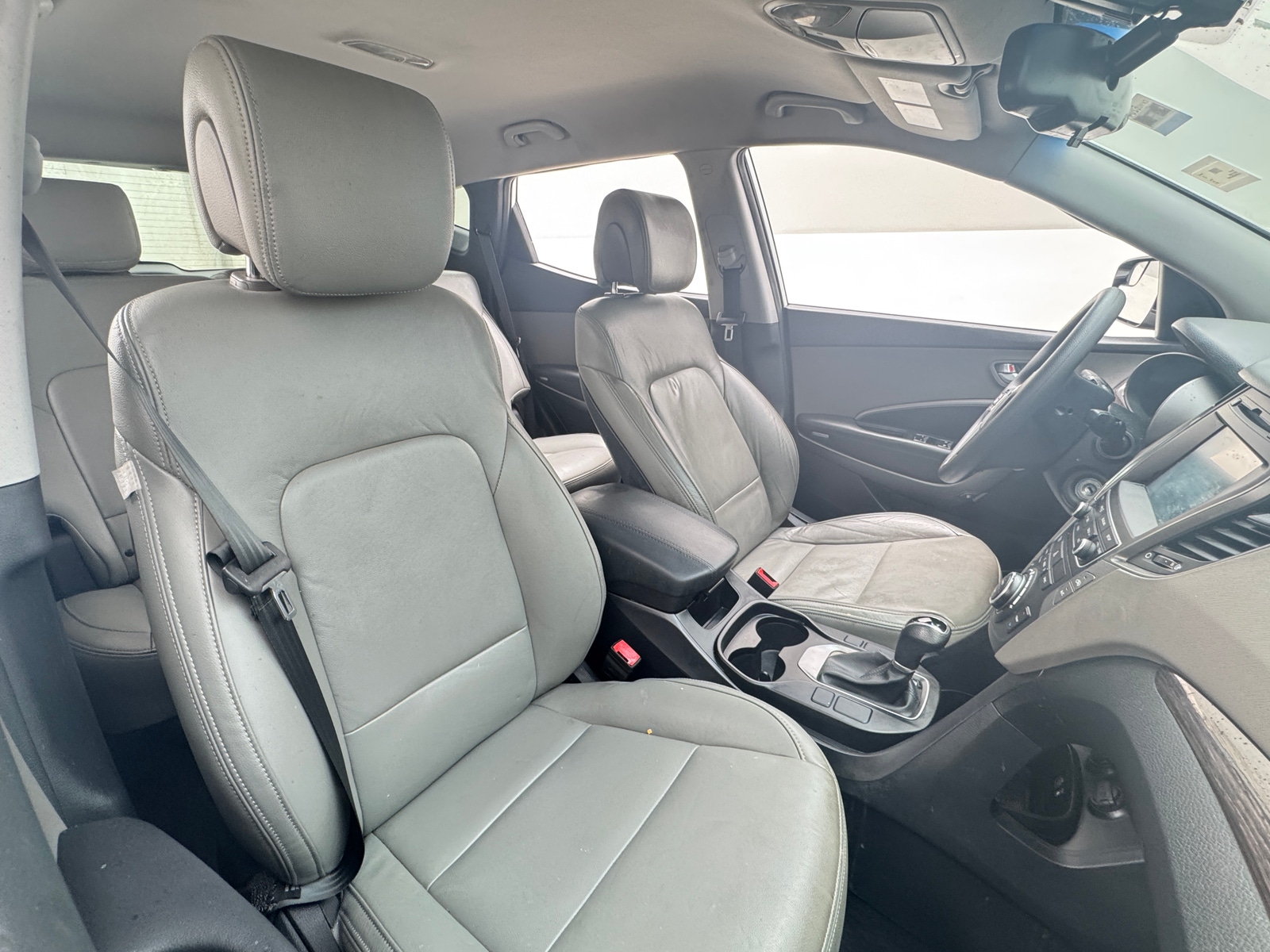 Thumbnail: 2017 Hyundai Santa Fe - 2