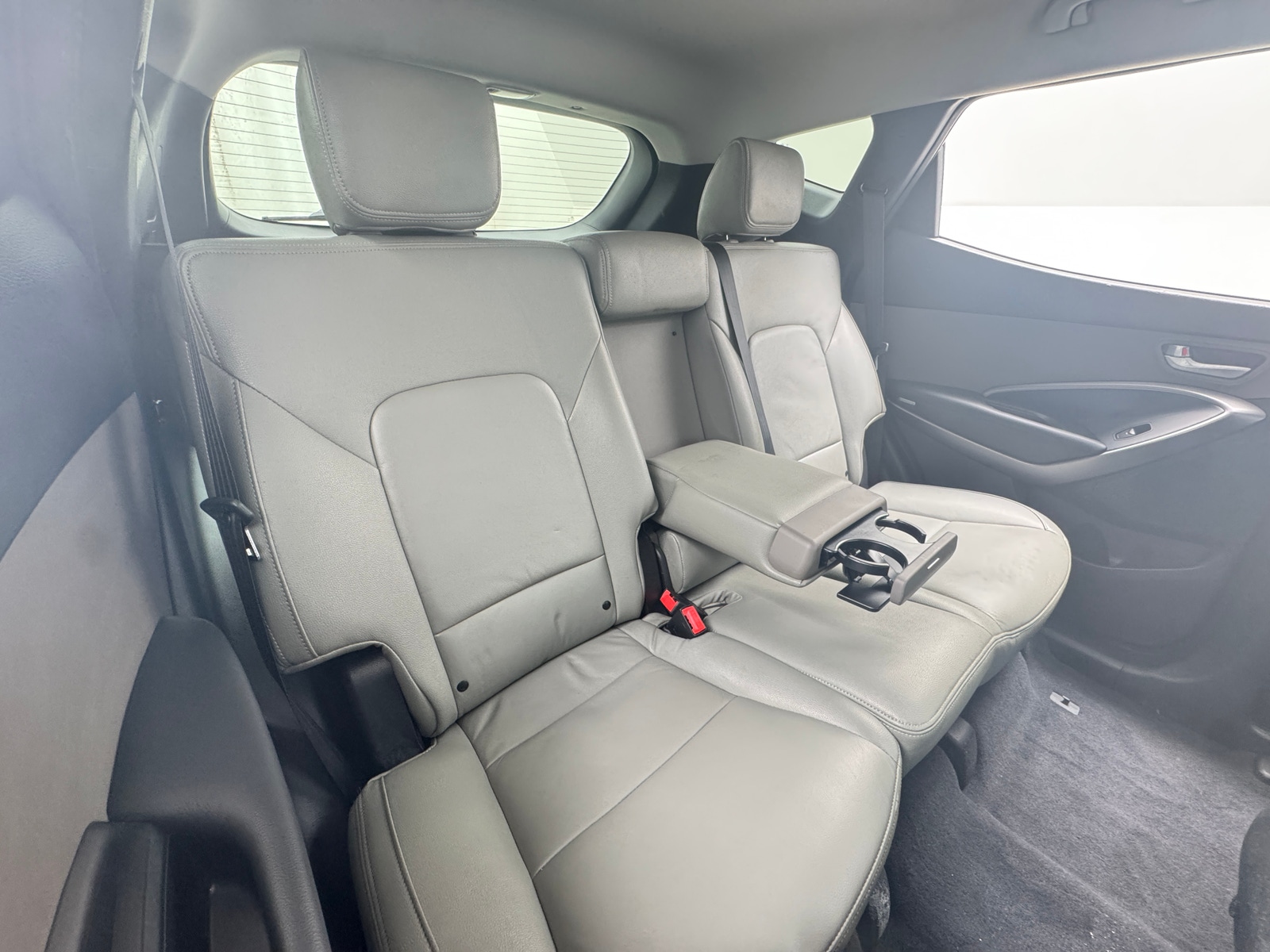 Thumbnail: 2017 Hyundai Santa Fe - 6