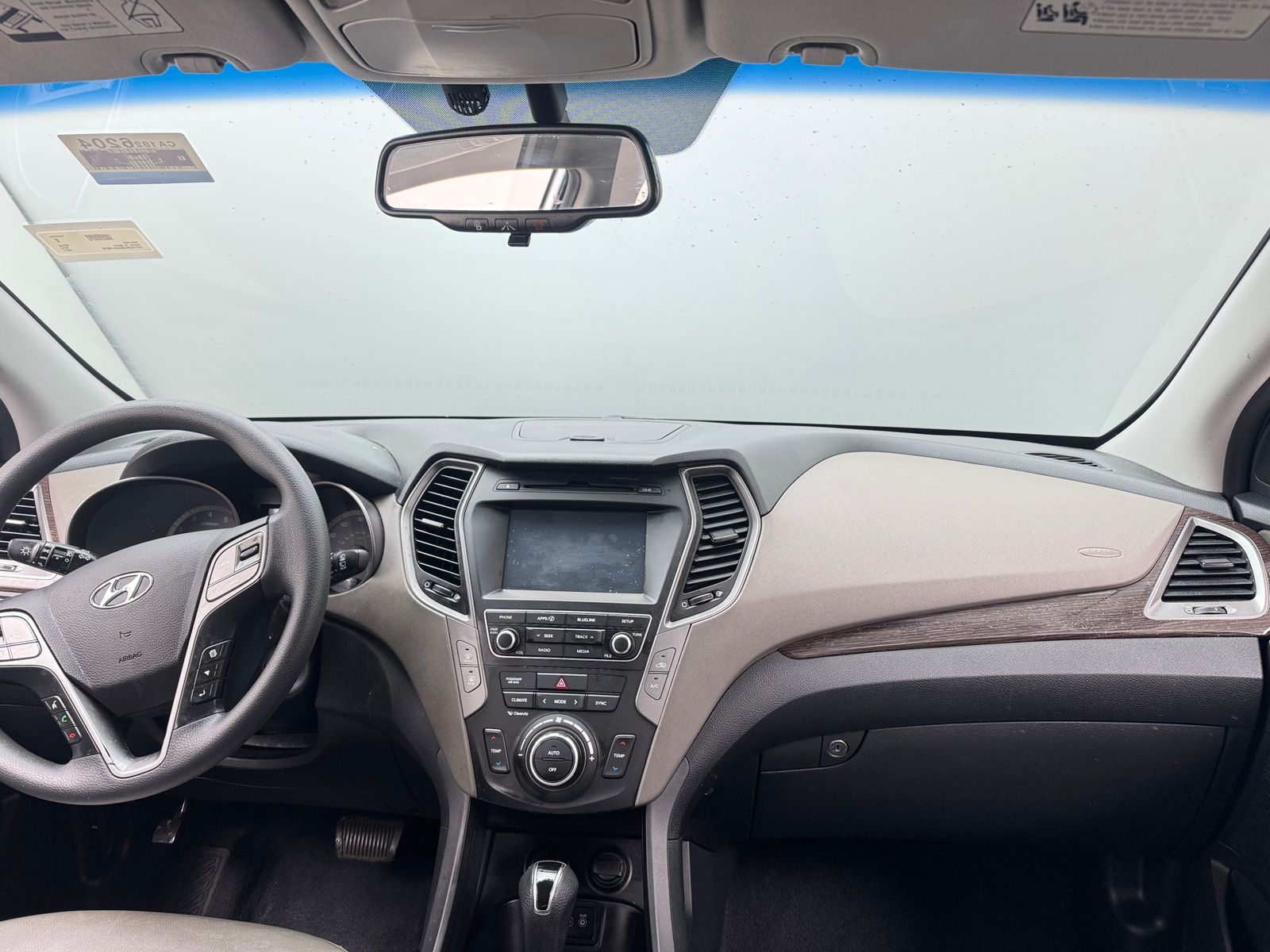 Thumbnail: 2017 Hyundai Santa Fe - 3