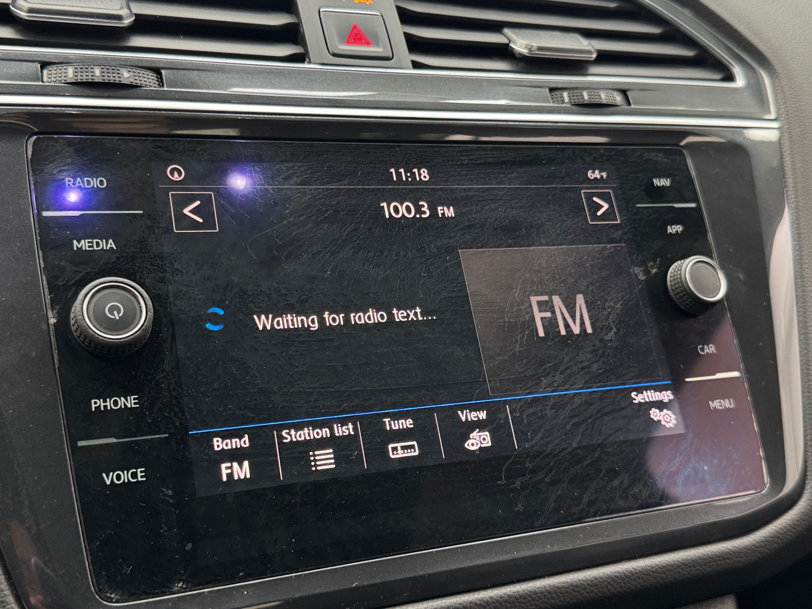 Thumbnail: 2018 Volkswagen Tiguan - 3