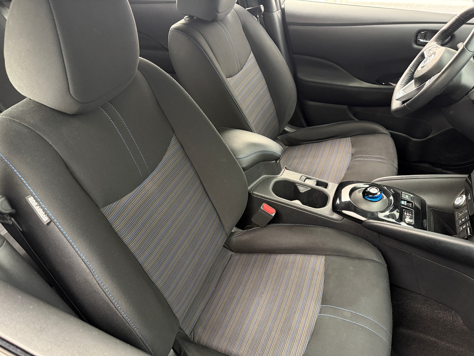 Thumbnail: 2022 Nissan Leaf - 2