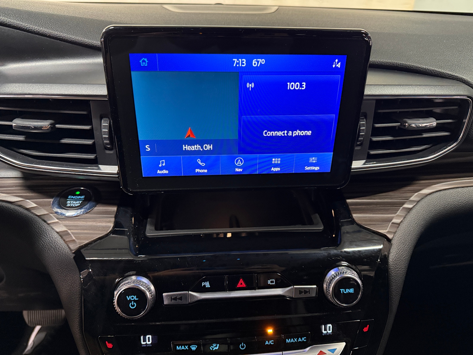 Thumbnail: 2021 Ford Explorer - 3