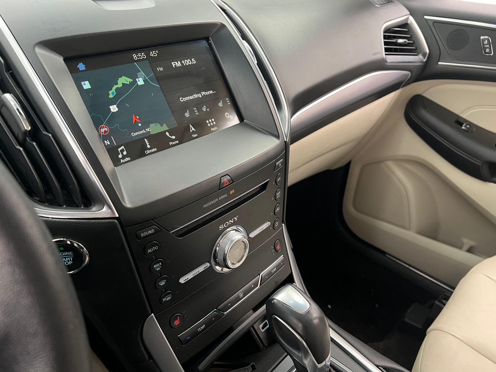 Thumbnail: 2018 Ford Edge - 3