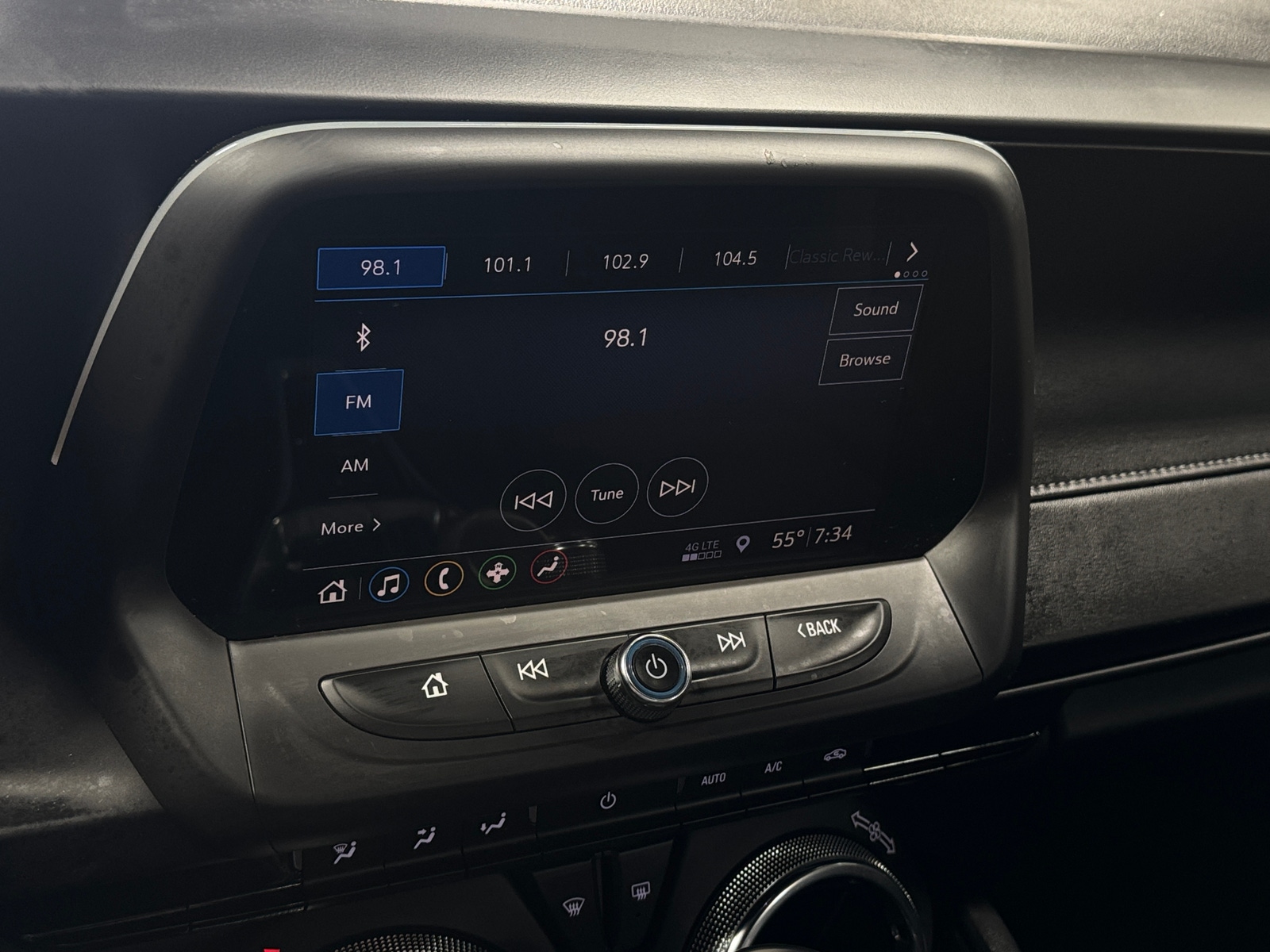 Thumbnail: 2019 Chevrolet Camaro - 4