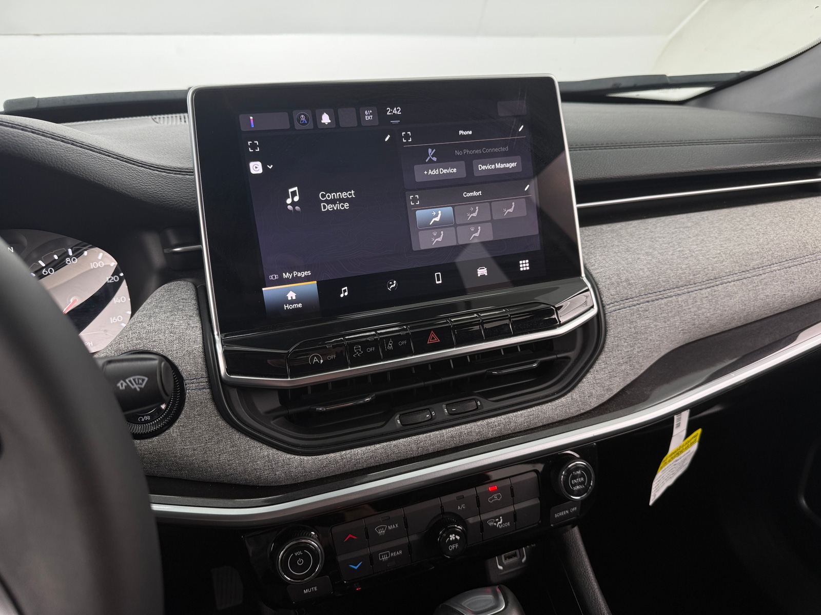 Thumbnail: 2023 Jeep Compass - 4