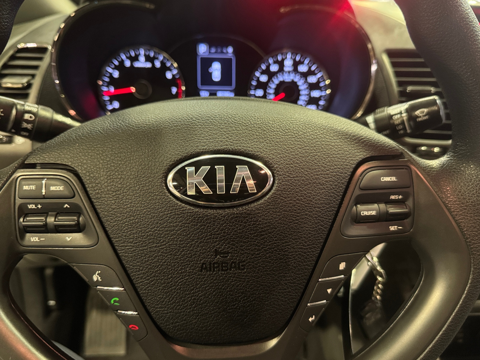 Thumbnail: 2018 Kia Forte - 5