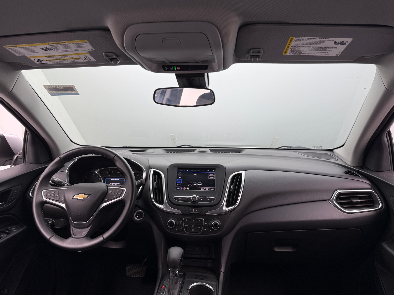 Thumbnail: 2022 Chevrolet Equinox - 3