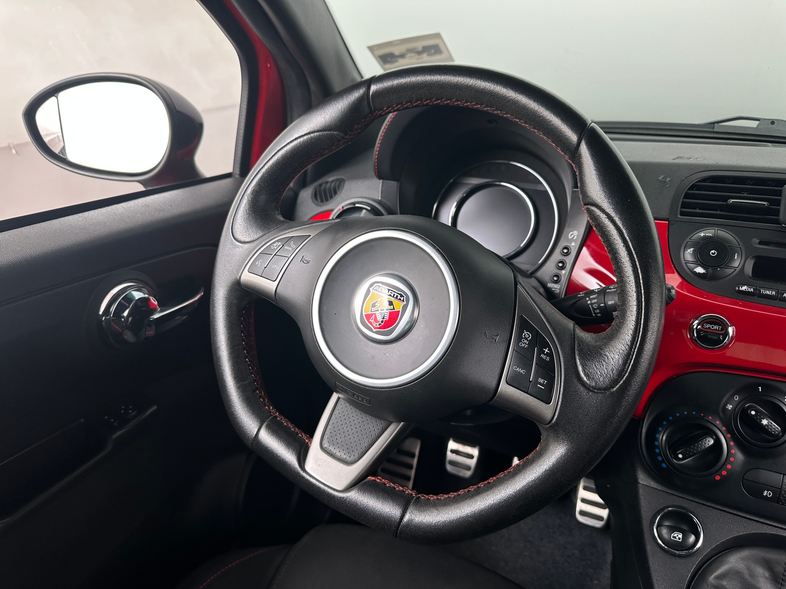 Thumbnail: 2015 Fiat 500 - 5