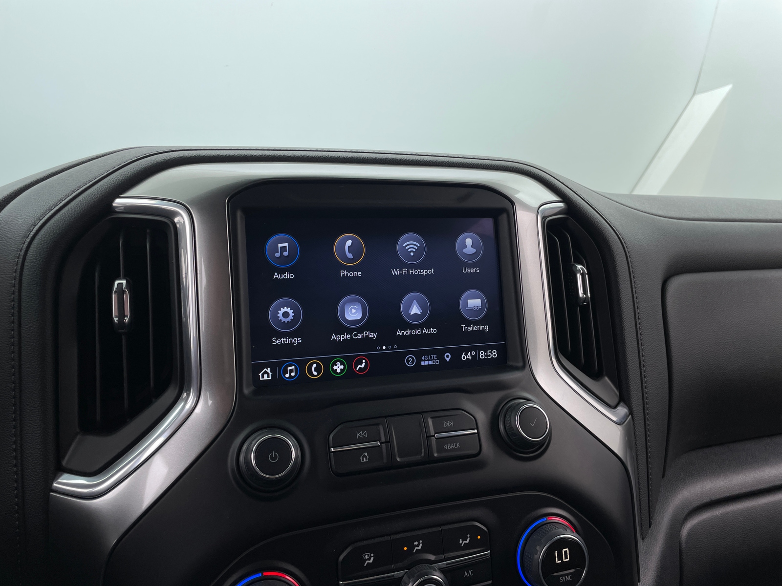 Thumbnail: 2019 Chevrolet Silverado 1500 - 4