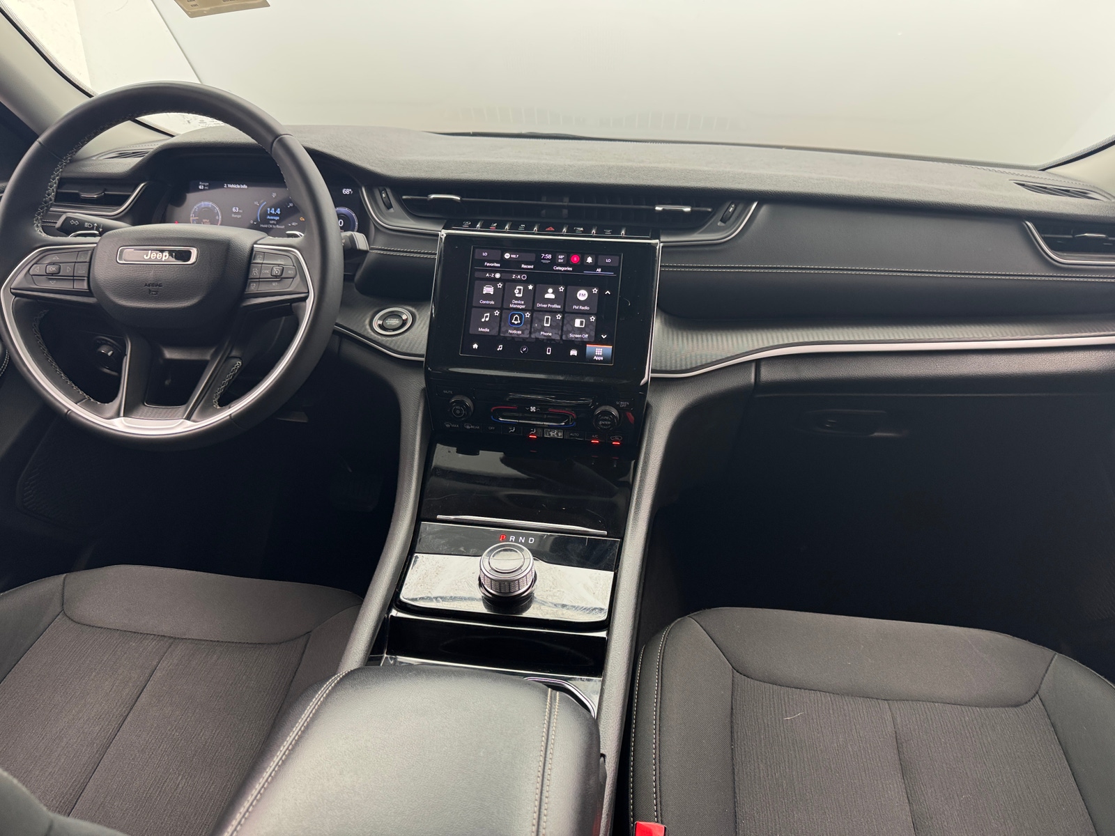 Thumbnail: 2023 Jeep Grand Cherokee L - 3