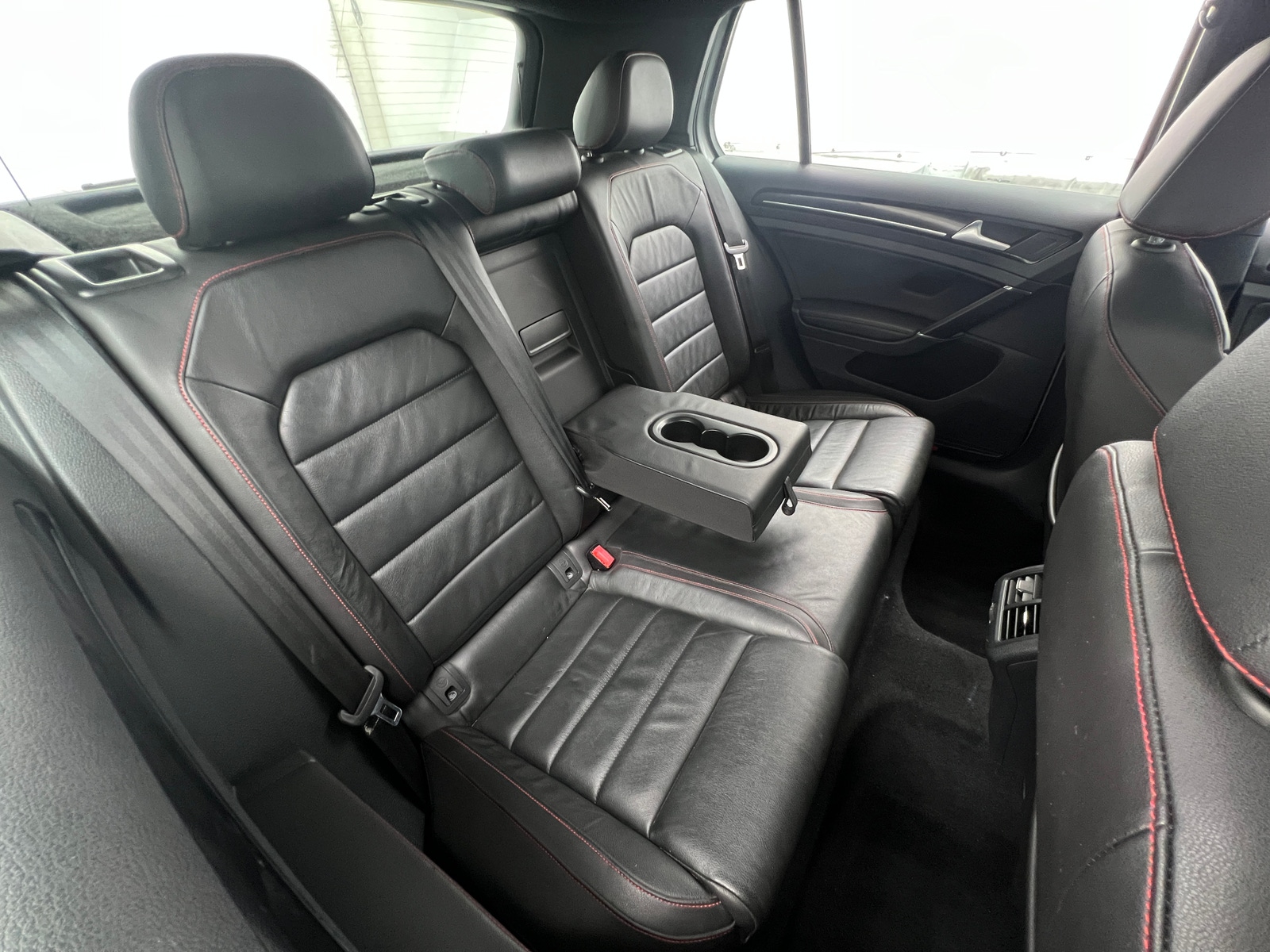 Thumbnail: 2015 Volkswagen Golf - 5