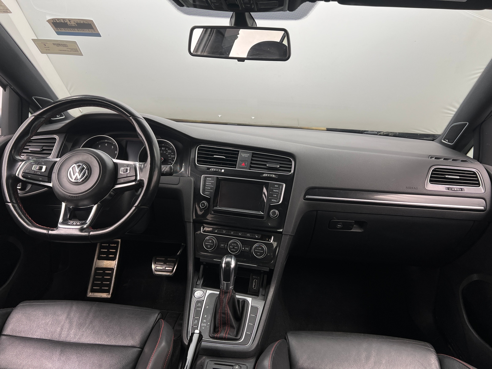 Thumbnail: 2015 Volkswagen Golf - 2