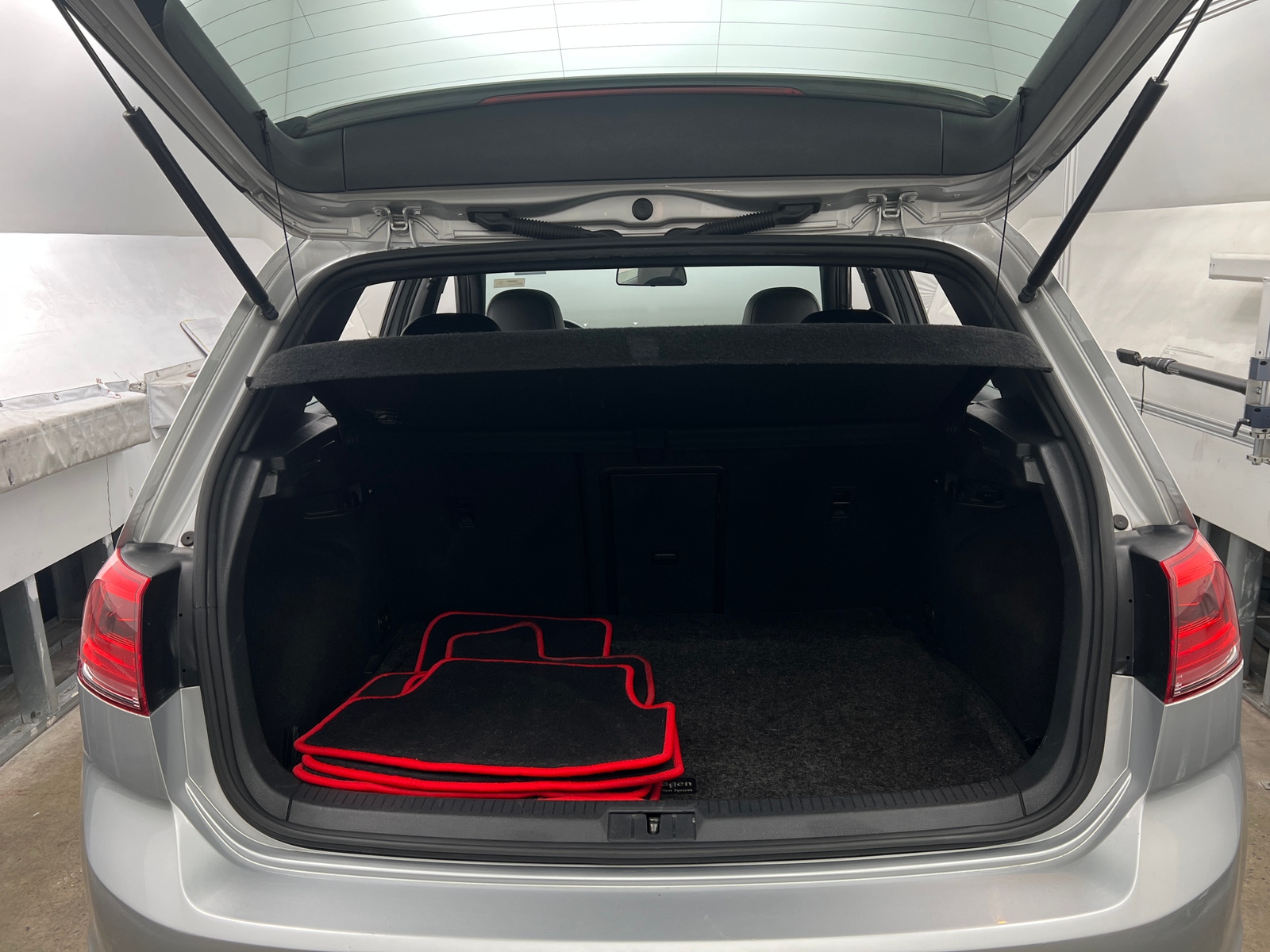 Thumbnail: 2015 Volkswagen Golf - 6