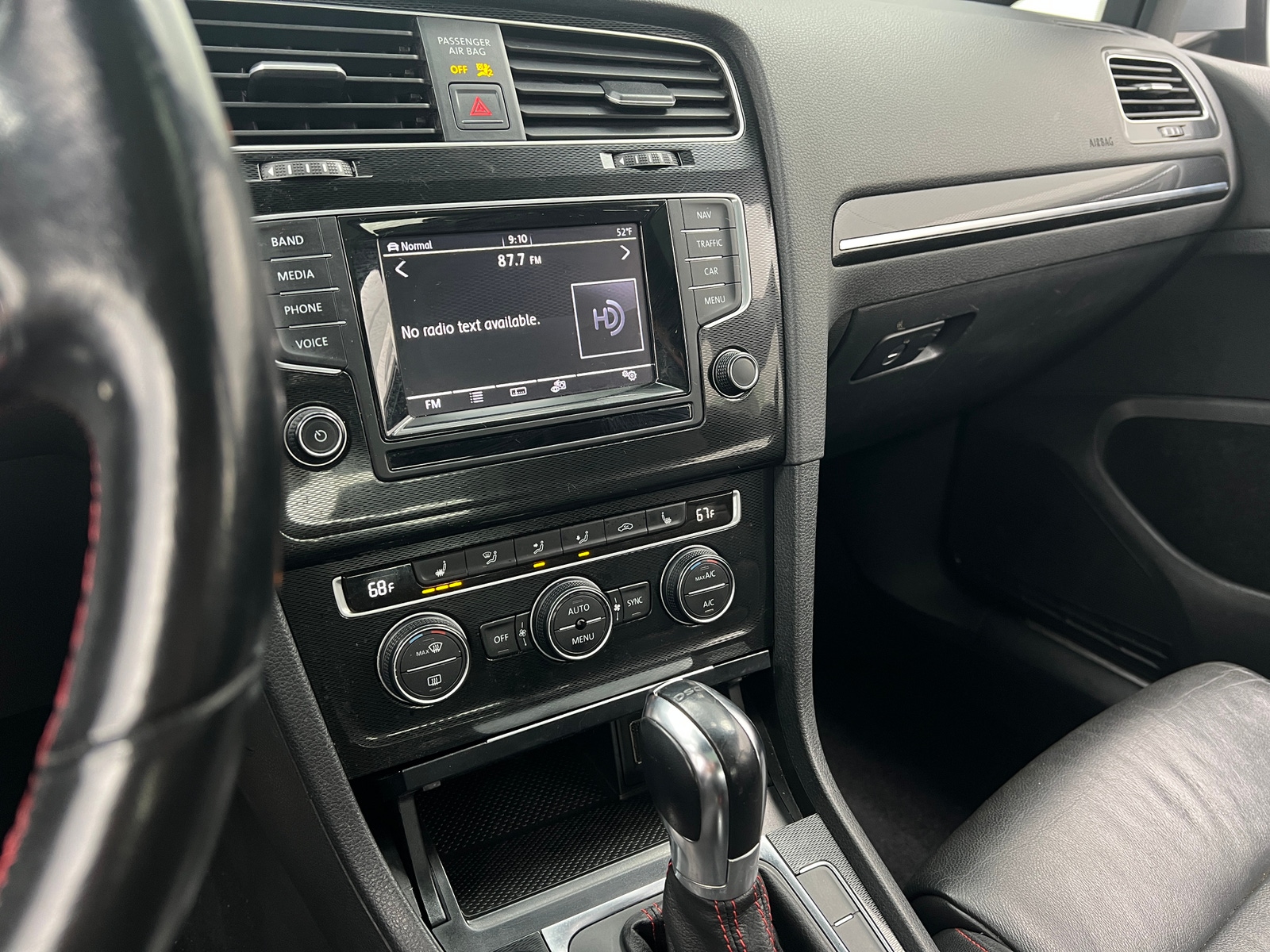 Thumbnail: 2015 Volkswagen Golf - 3