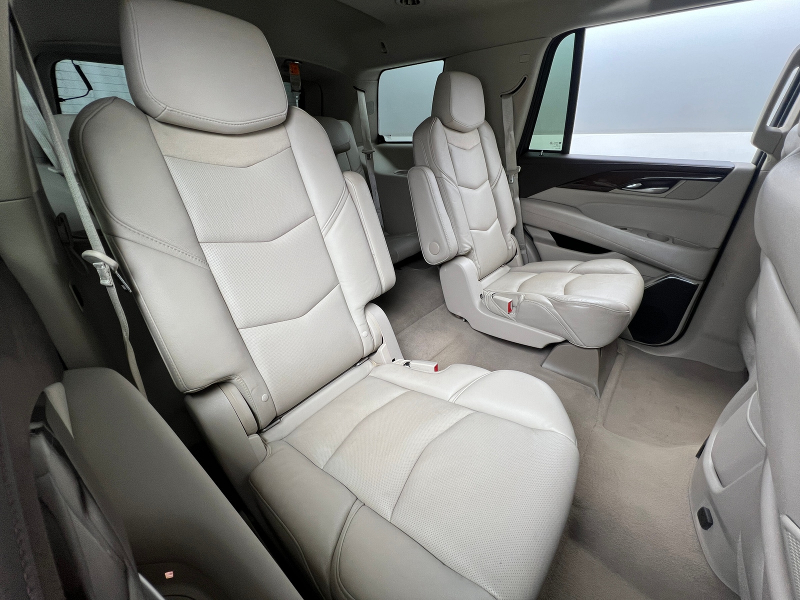 Thumbnail: 2017 Cadillac Escalade - 5