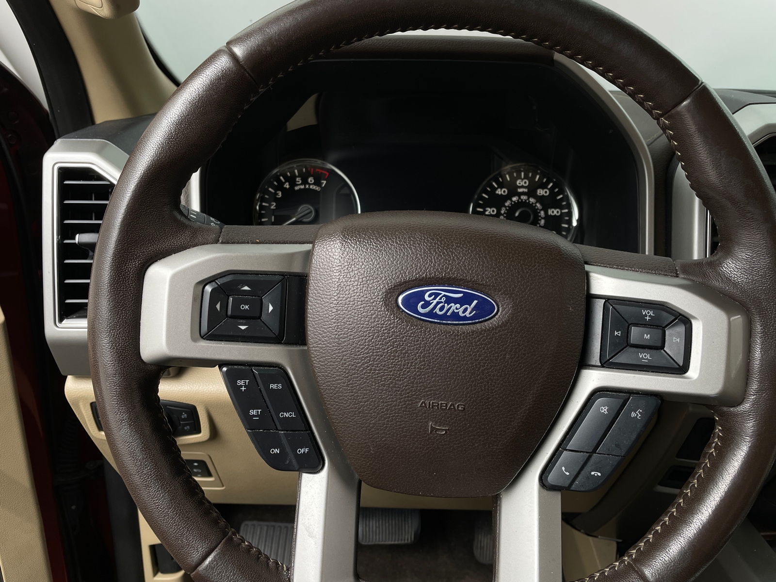 Thumbnail: 2018 Ford Econoline - 4